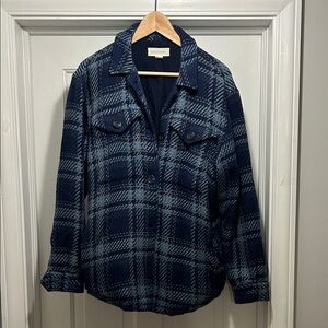 Outerknown Cloud Weave Women’s Shirt Jacket. Organic, soft cotton. Size Medium